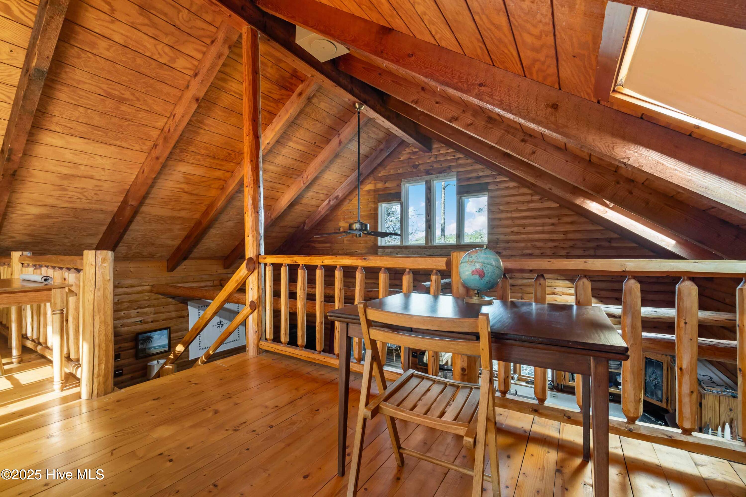 128 Fork Point Road Oriental, NC 28571 - Photo 22 of 54 022_Loft