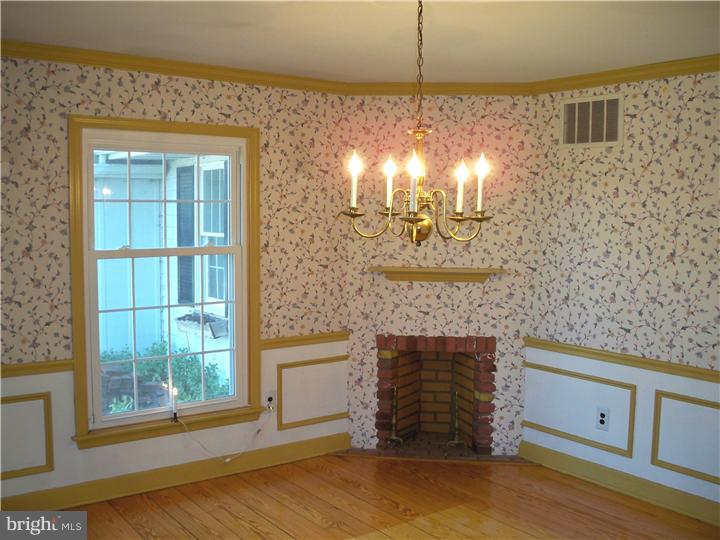 18 Butterworths Bogs Road Tabernacle, NJ 08088 - Photo 5 of 23 Dining Room