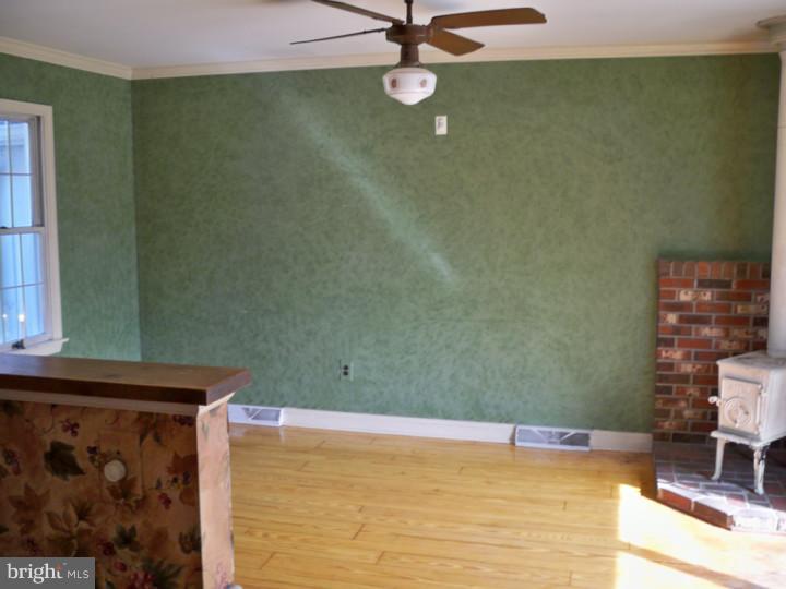 18 Butterworths Bogs Road Tabernacle, NJ 08088 - Photo 6 of 23 Family Room