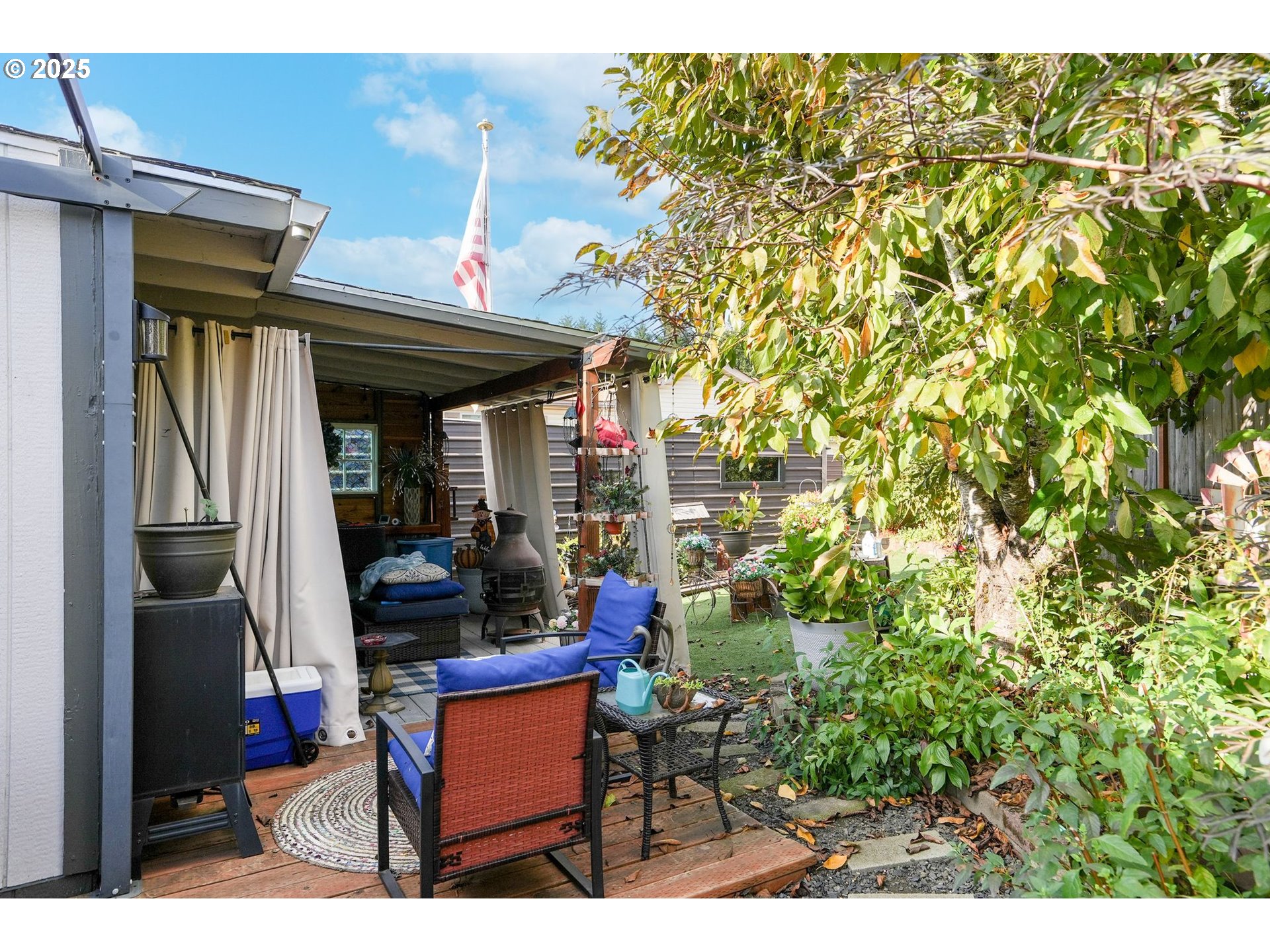 340 Northeast Crest Street, Unit 71 Sublimity, OR 97385 - Photo 30 of 33 a view of outdoor space and patio