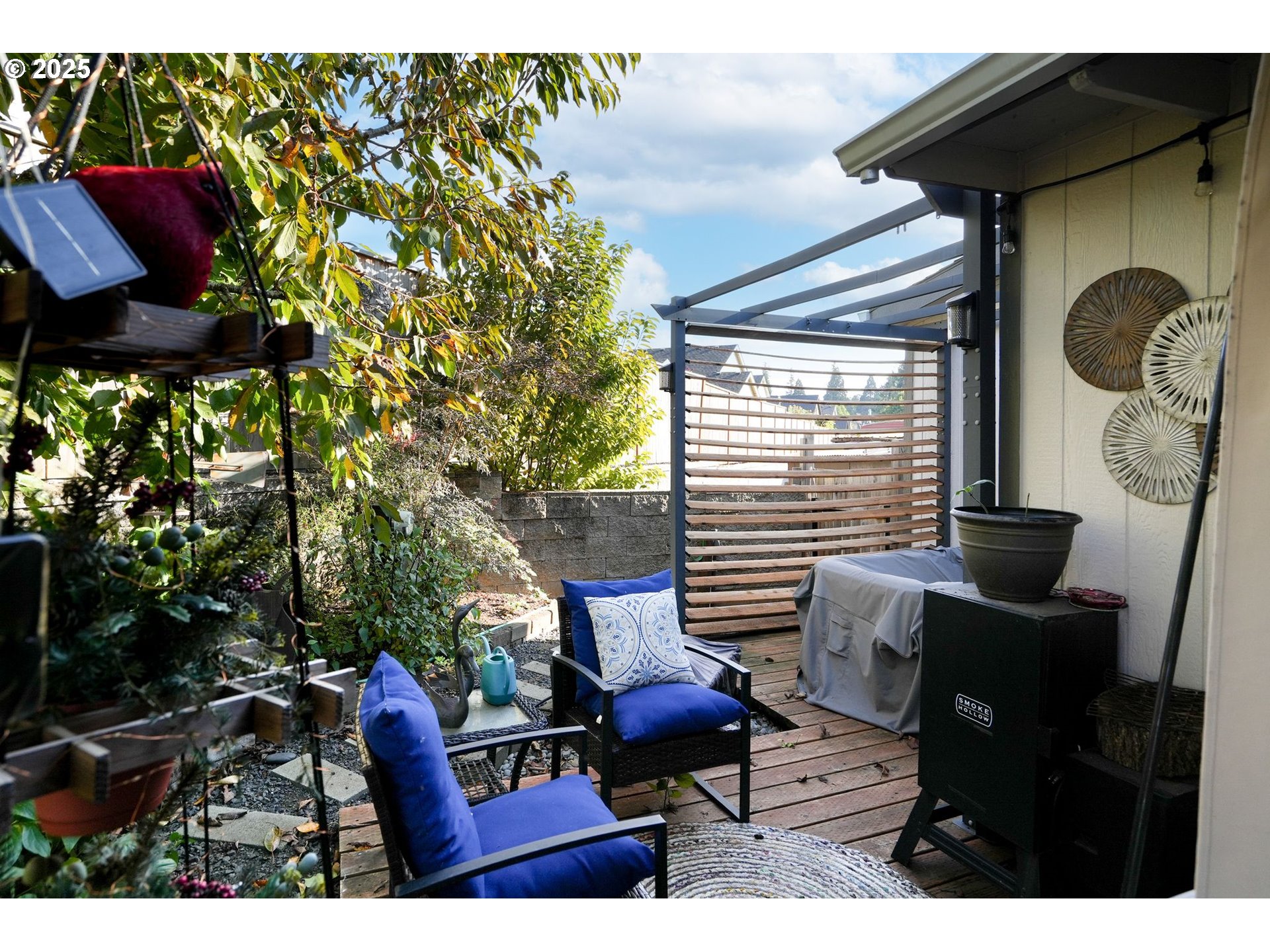340 Northeast Crest Street, Unit 71 Sublimity, OR 97385 - Photo 31 of 33 a view of outdoor space and seating
