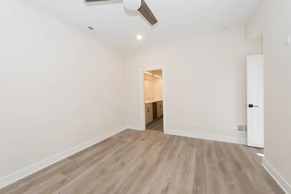 $1,288,000 | 3762 South Indiana Avenue, Chicago, IL 60653