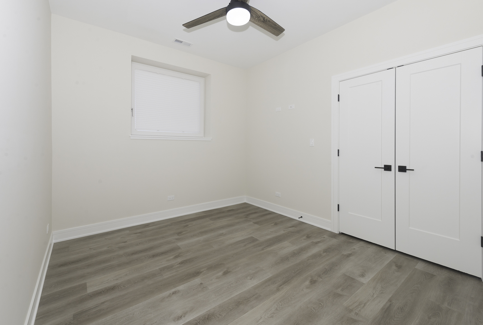 3762 South Indiana Avenue Chicago, IL 60653 - Photo 6 of 27 wooden floor in an empty room