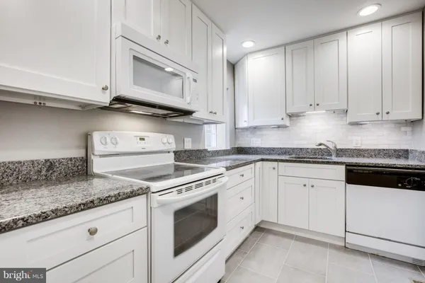 $2,675 | 2983 South Columbus Street, Unit A1, Arlington, VA 22206
