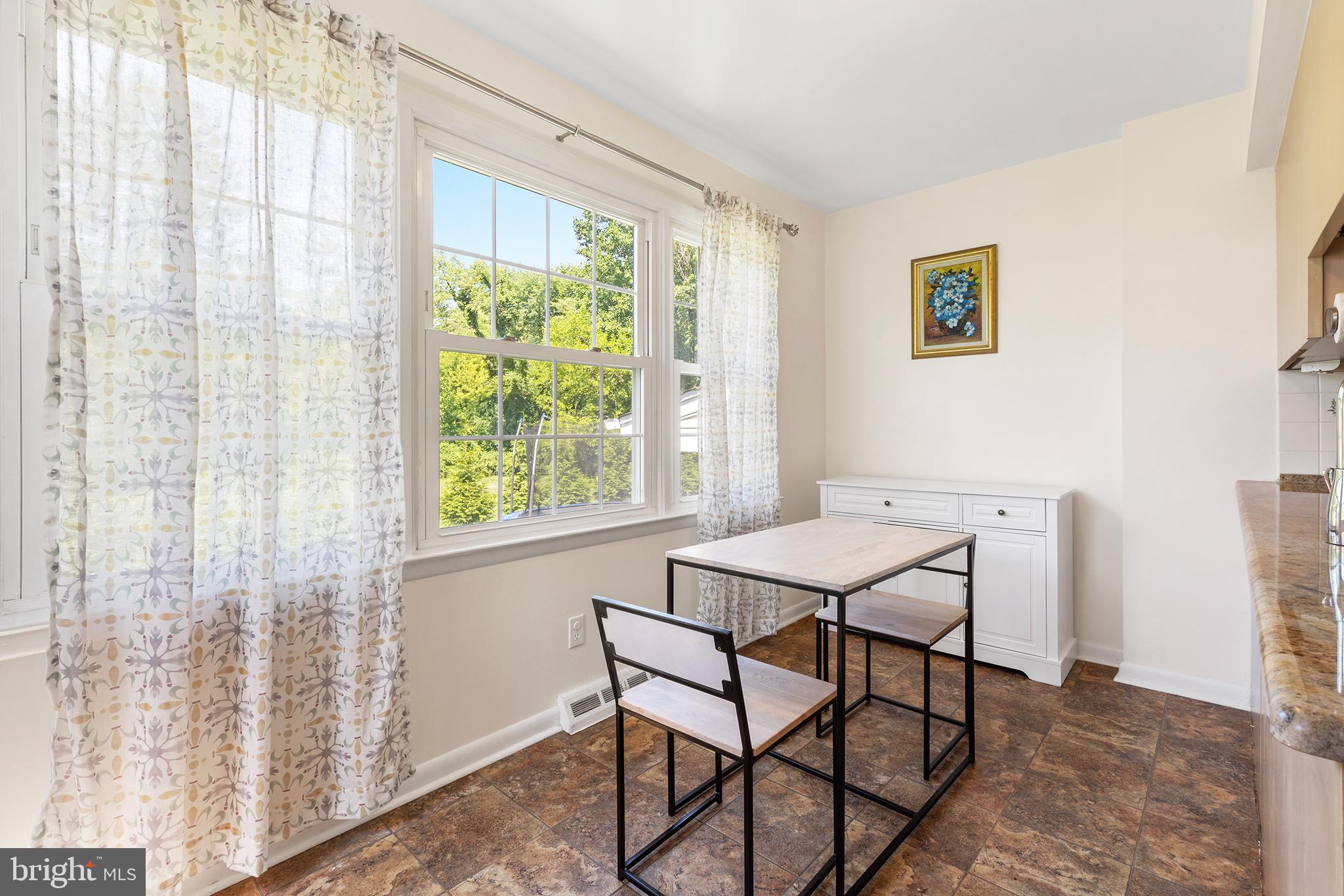 170 Woodstock Road Villanova, PA 19085 - Photo 11 of 41