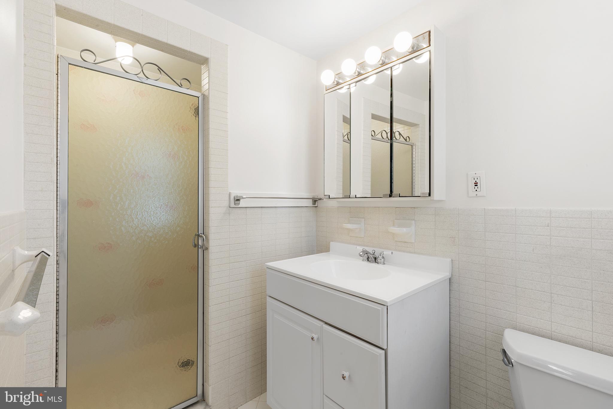 170 Woodstock Road Villanova, PA 19085 - Photo 20 of 41