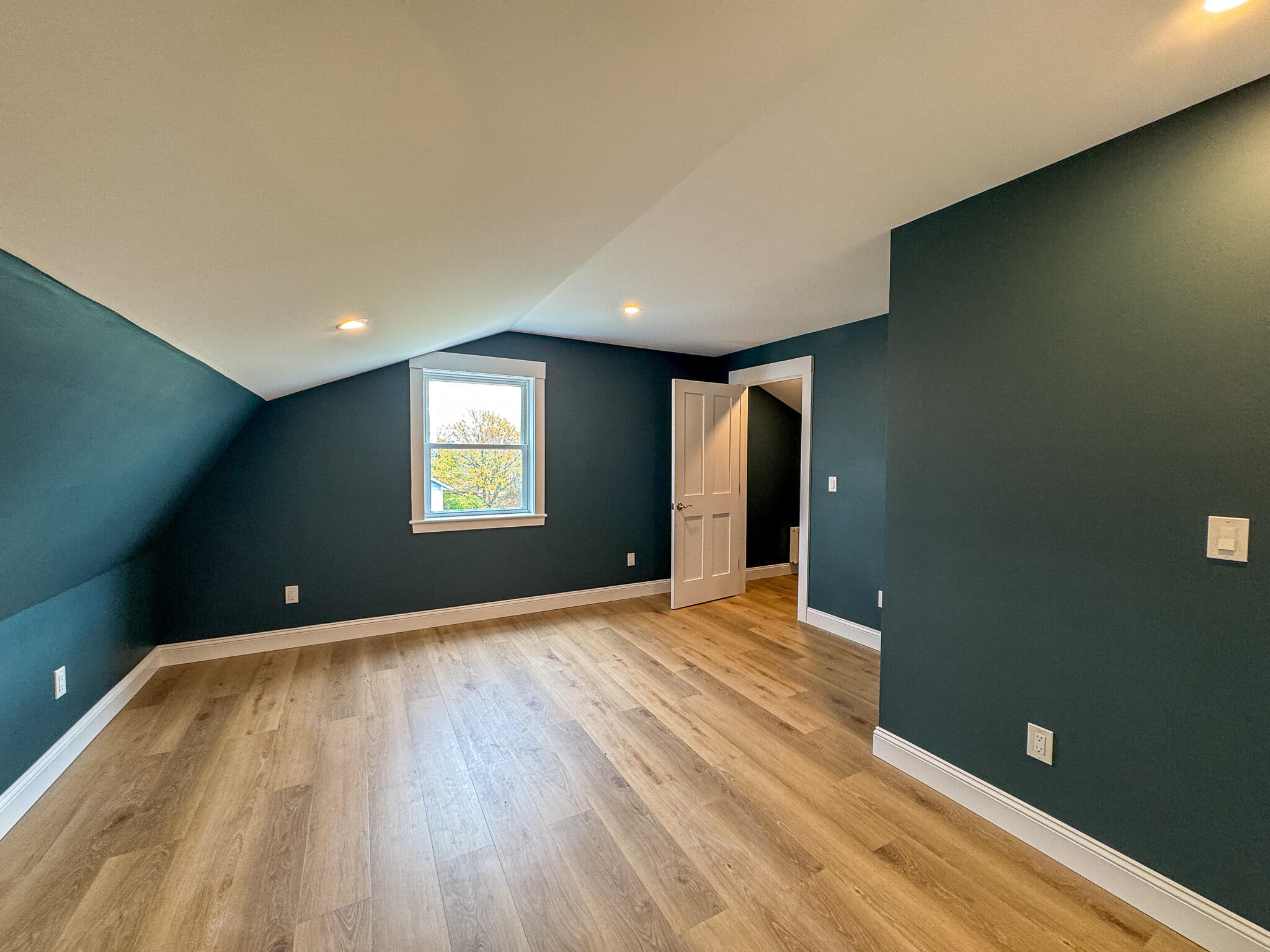 489 Enfield Road Lincoln, ME 04457 - Photo 31 of 37 30