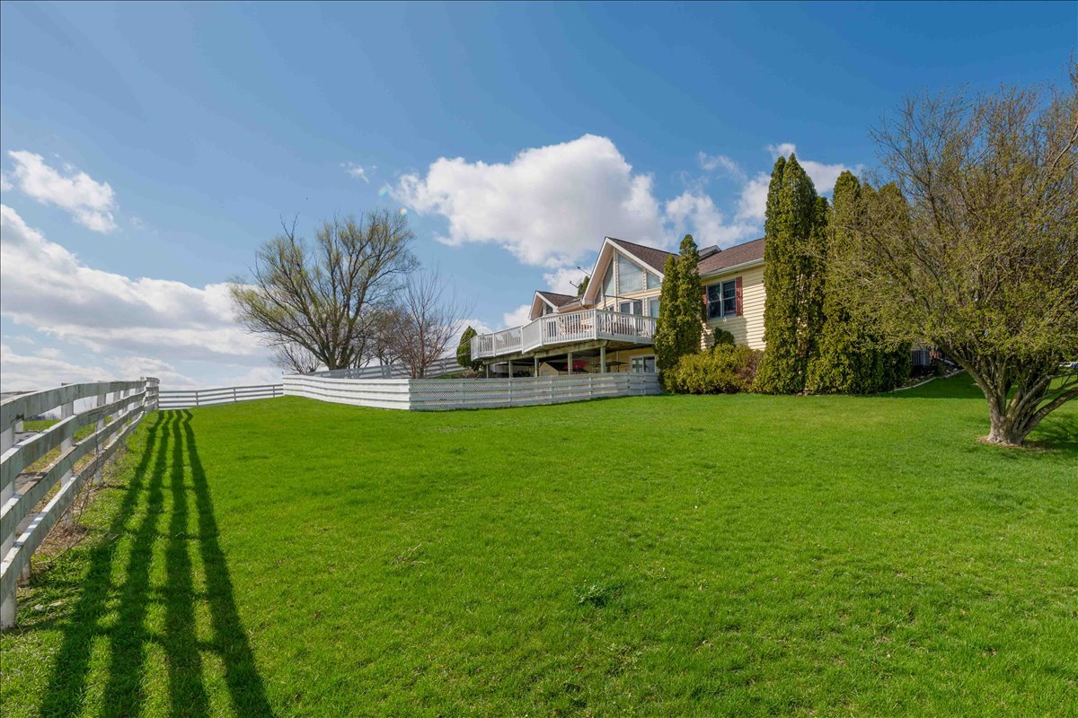 17207 Chase Road DeKalb, IL 60115 - Photo 21 of 79