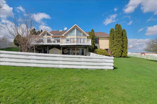$1,274,130 | 17207 Chase Road, DeKalb, IL 60115