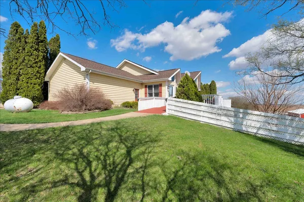 $1,274,130 | 17207 Chase Road, DeKalb, IL 60115