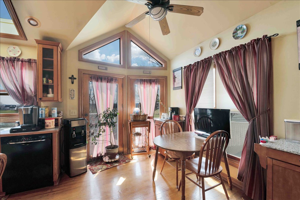 17207 Chase Road DeKalb, IL 60115 - Photo 29 of 79