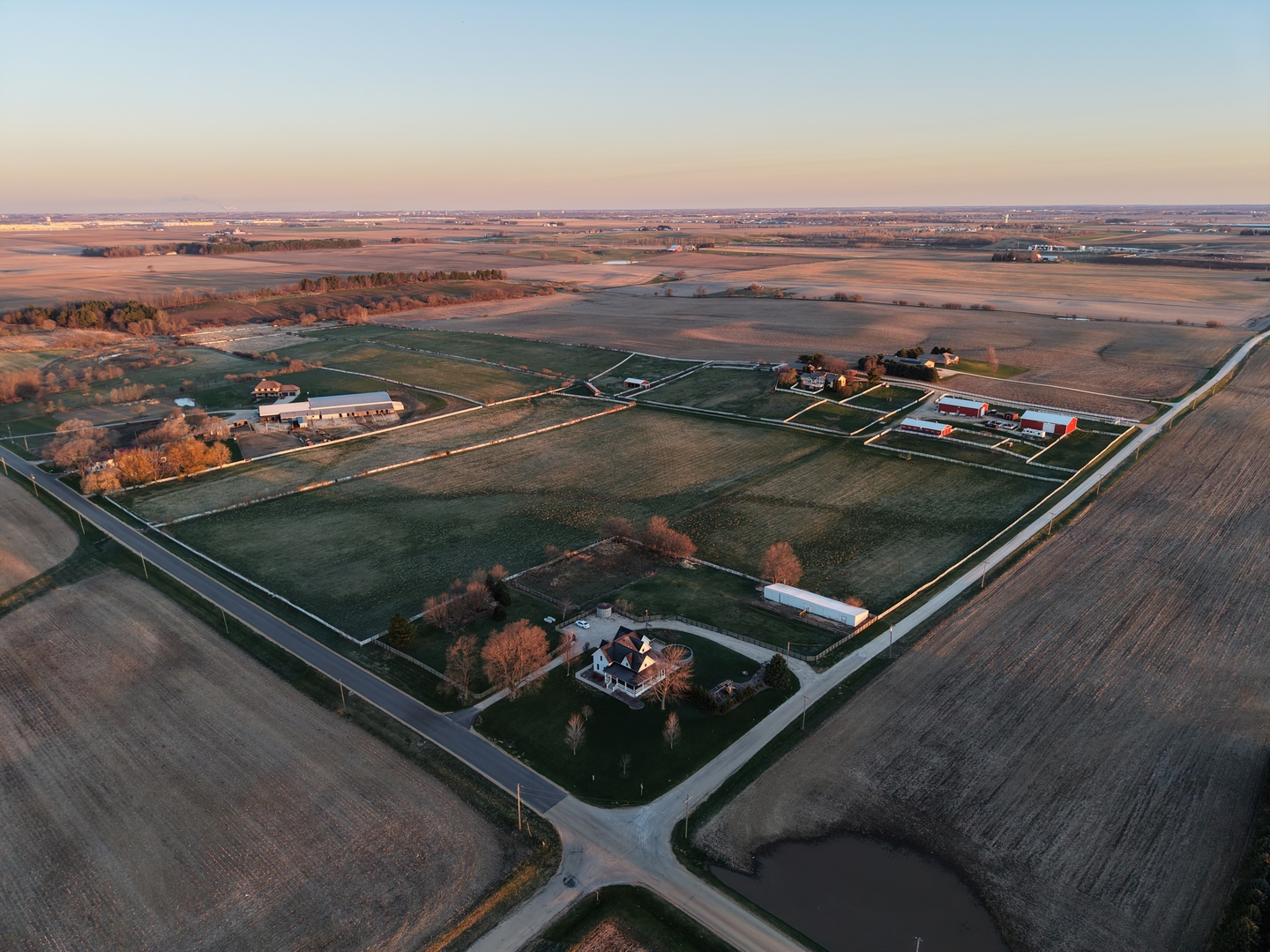 17207 Chase Road DeKalb, IL 60115 - Photo 3 of 79