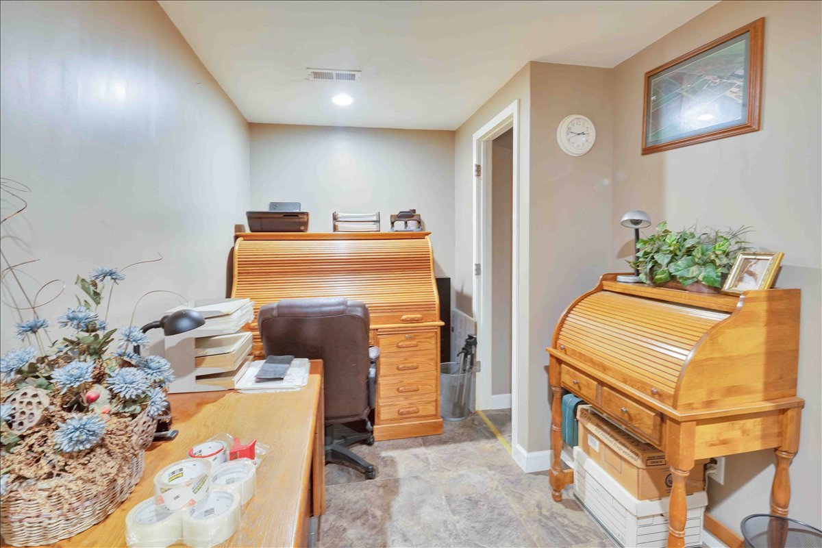 17207 Chase Road DeKalb, IL 60115 - Photo 50 of 79