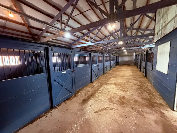 $1,274,130 | 17207 Chase Road, DeKalb, IL 60115