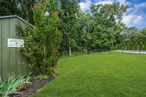 $575,000 | 1466 Arapaho Court, Toms River, NJ 08755