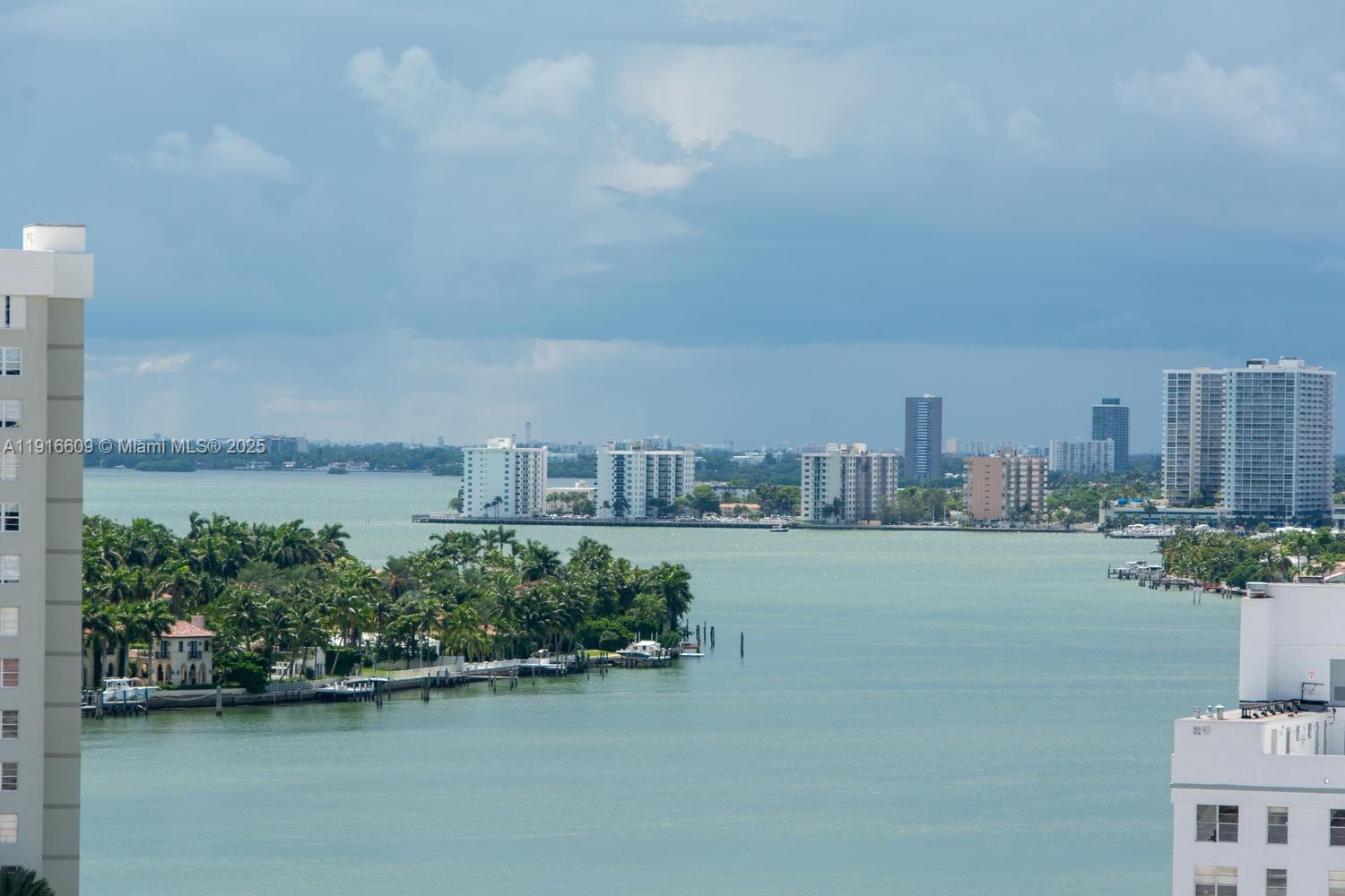 6801 Collins Avenue, Unit PH6 10) Miami Beach, FL 33141 - Photo 28 of 48 a view of a city