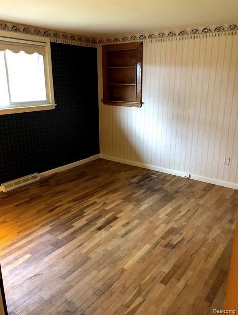 7111 Perry Road Grand Blanc, MI 48439 - Photo 5 of 11