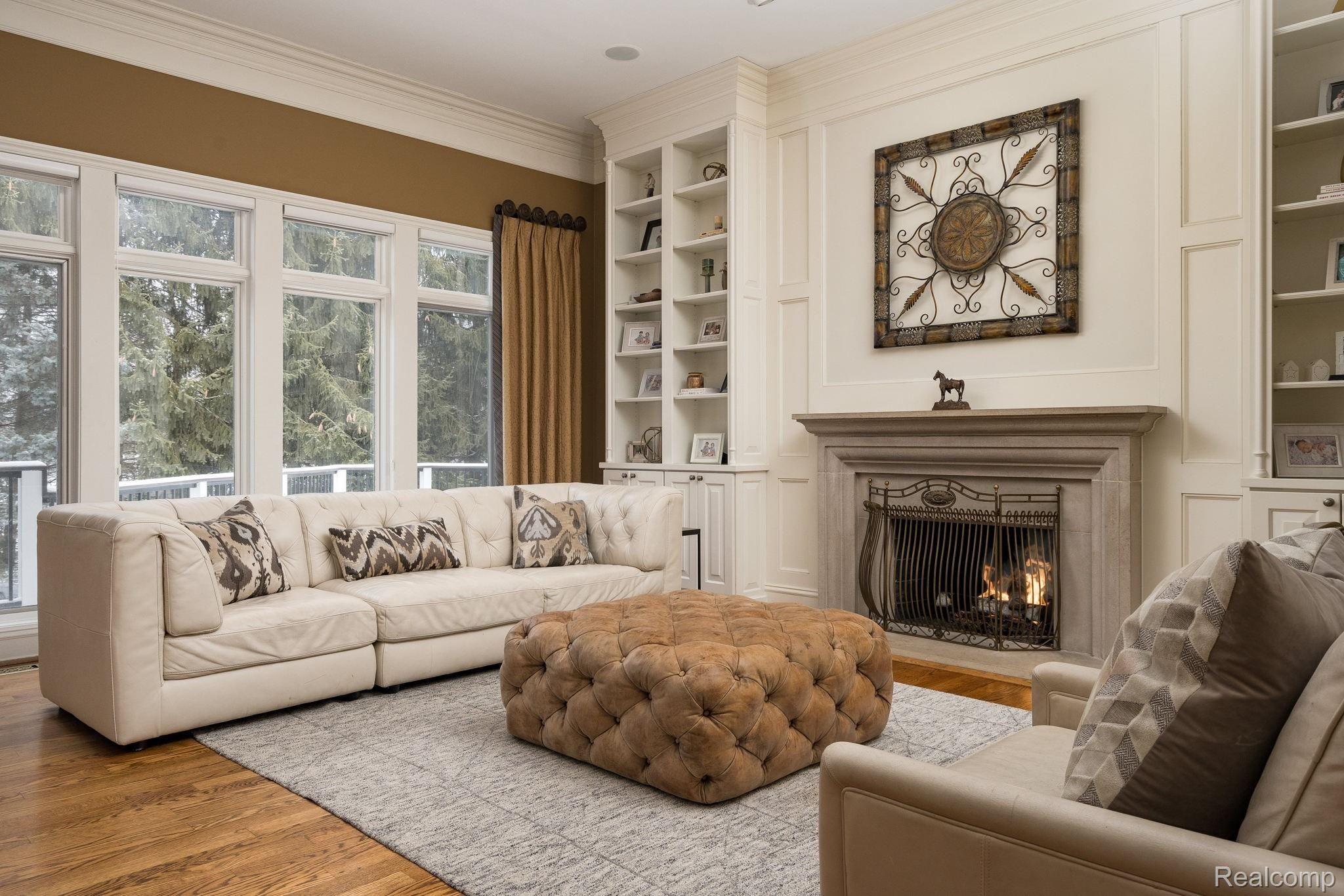 3960 Oak Pointe Court Rochester, MI 48306 - Photo 20 of 55 28-web-or-mls-3960-Oak-Pointe-Ct-28.jpg