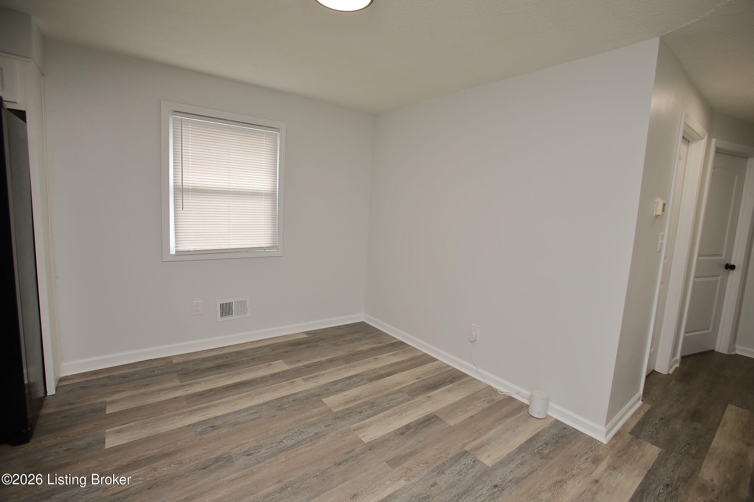 5510 Maryman Road Louisville, KY 40258 - Photo 9 of 29 Dining Area