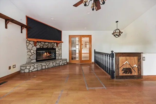 $575,000 | 810 Oakmont Lane, Lake Arrowhead, CA 92352