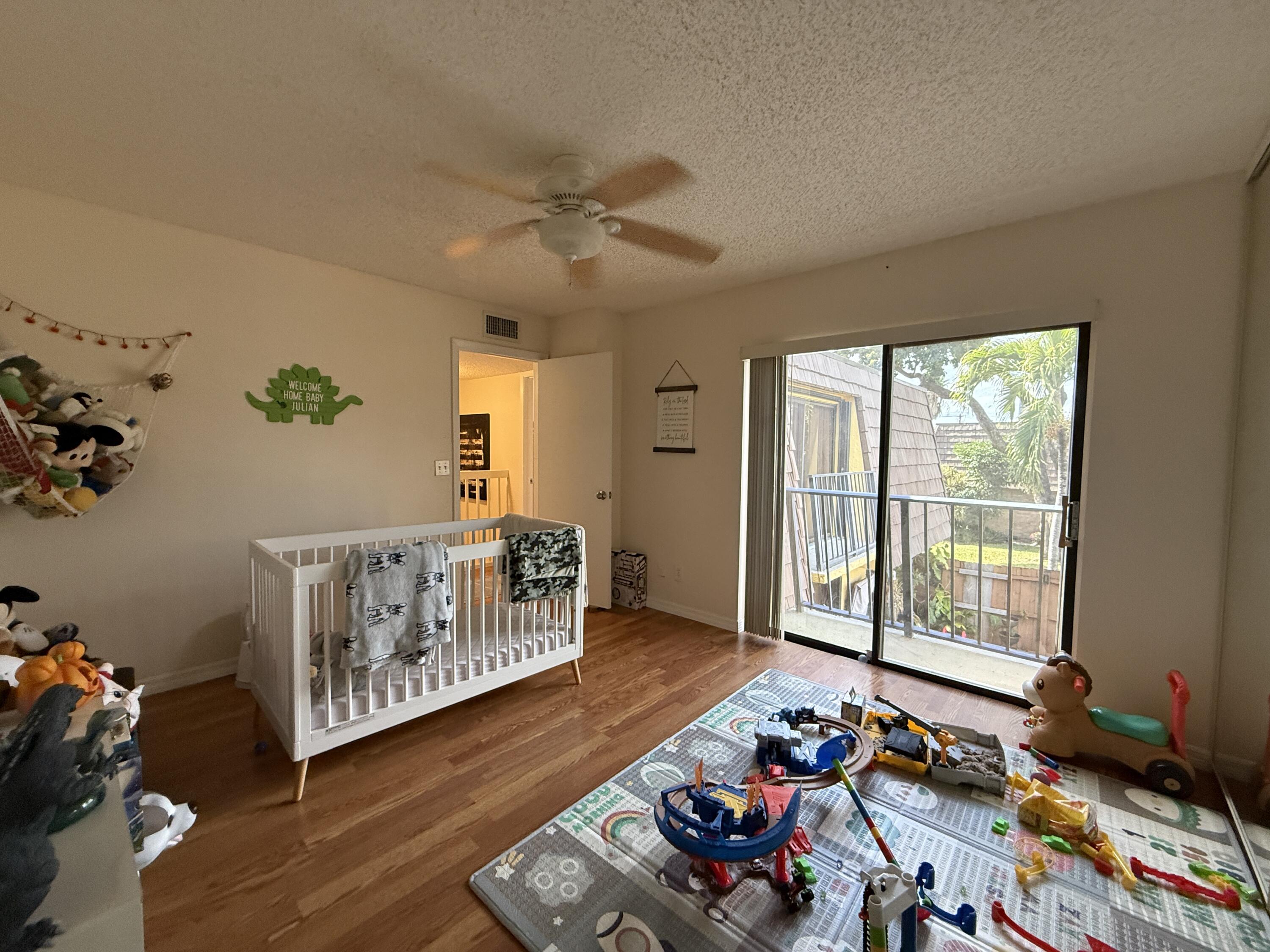 1021 Springdale Circle Palm Springs, FL 33461 - Photo 21 of 32 21 - 2nd Bedroom
