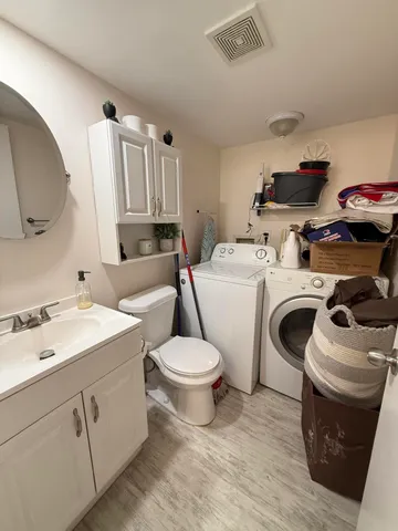 $2,700 | 1021 Springdale Circle, Palm Springs, FL 33461