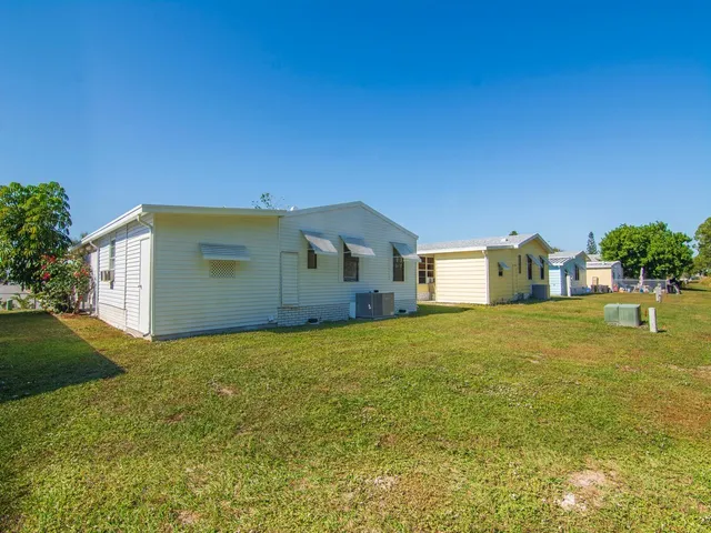 a house view with a outdoor space