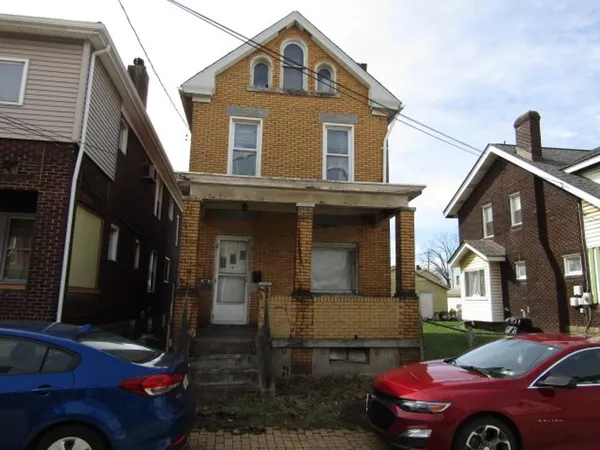 $25,000 | 1306 Brinton Avenue, Braddock, PA 15104