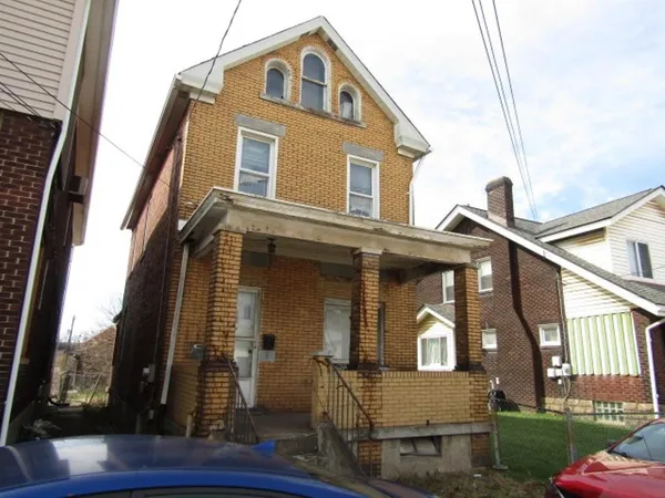 $25,000 | 1306 Brinton Avenue, Braddock, PA 15104