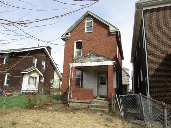 $25,000 | 1306 Brinton Avenue, Braddock, PA 15104