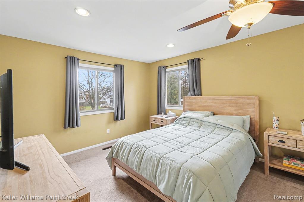 5446 Old Franklin Road Grand Blanc, MI 48439 - Photo 11 of 33