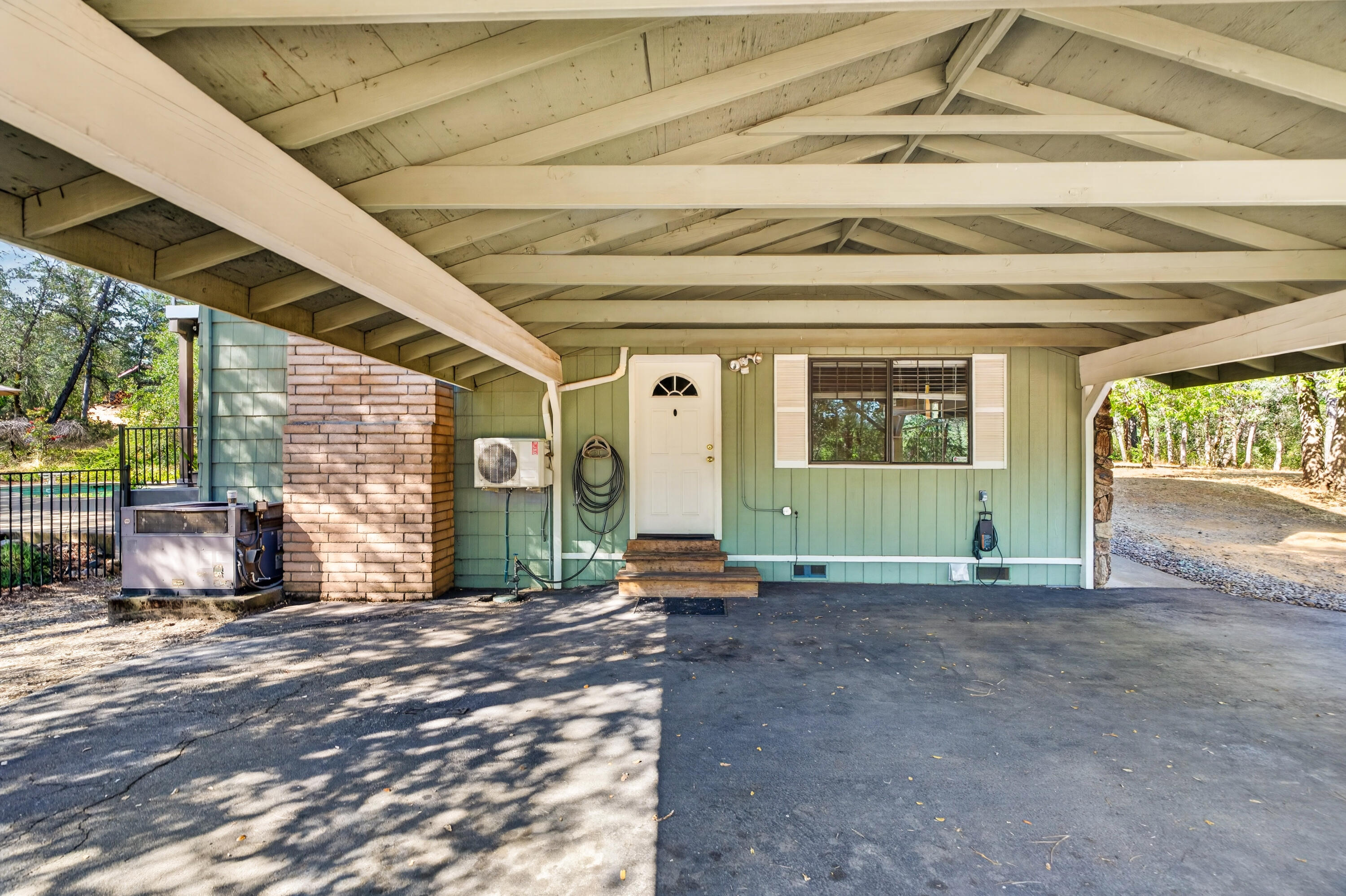 9057 Simmons Road Redding, CA 96001 - Photo 55 of 63 simmons-06815