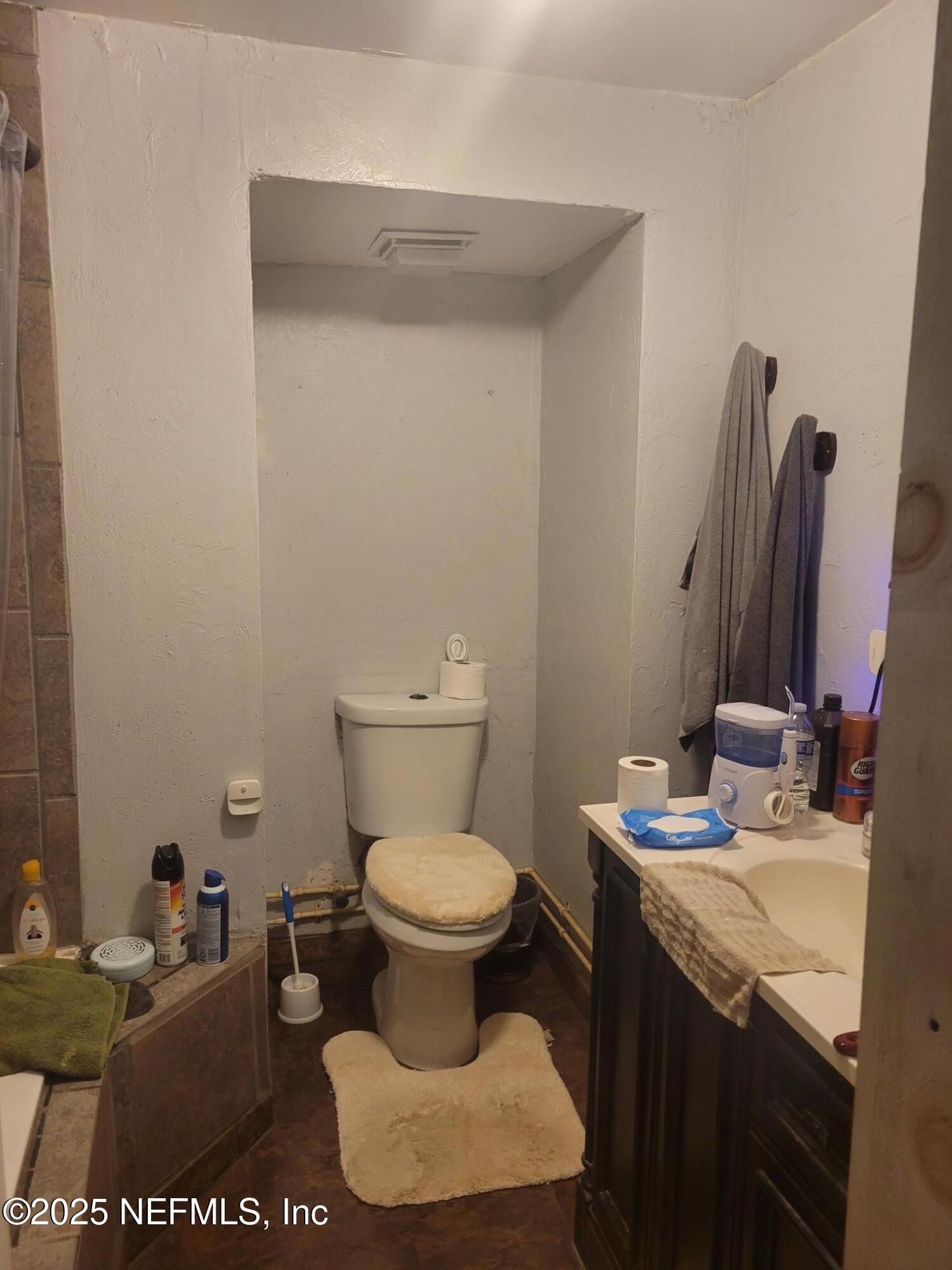 2085 4 Mile Road St. Augustine, FL 32084 - Photo 5 of 6 2085 Four Mile bath
