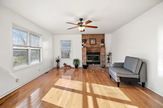 $166,600 | 907 North Virginia Street, Watseka, IL 60970