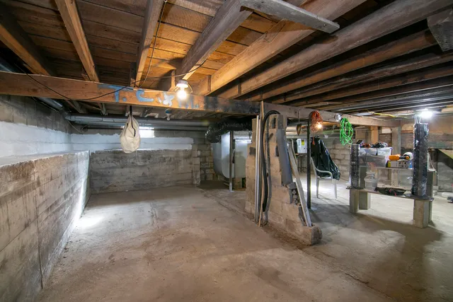 $166,600 | 907 North Virginia Street, Watseka, IL 60970