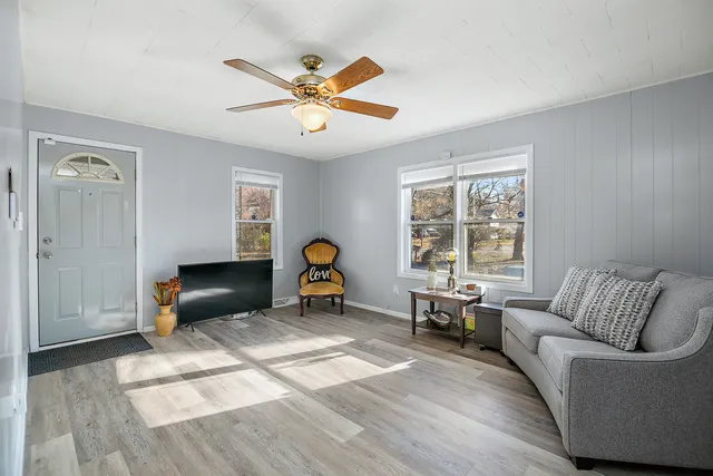 $166,600 | 907 North Virginia Street, Watseka, IL 60970