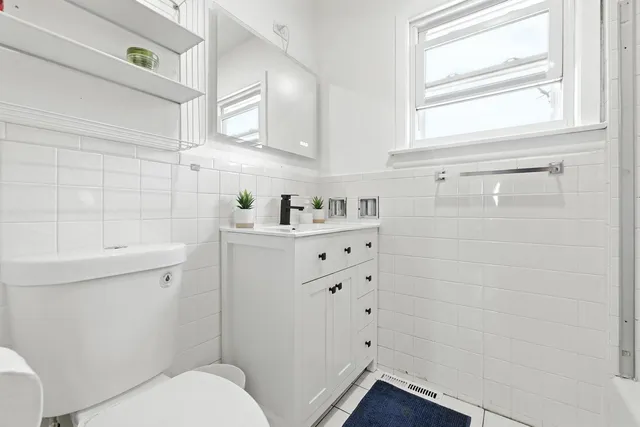 $333,000 | 8803 North Grand Street, Niles, IL 60714