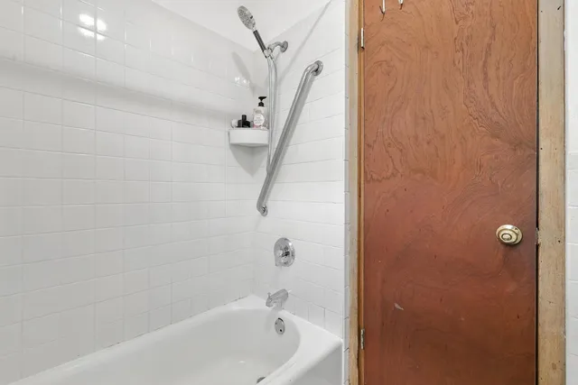 $333,000 | 8803 North Grand Street, Niles, IL 60714