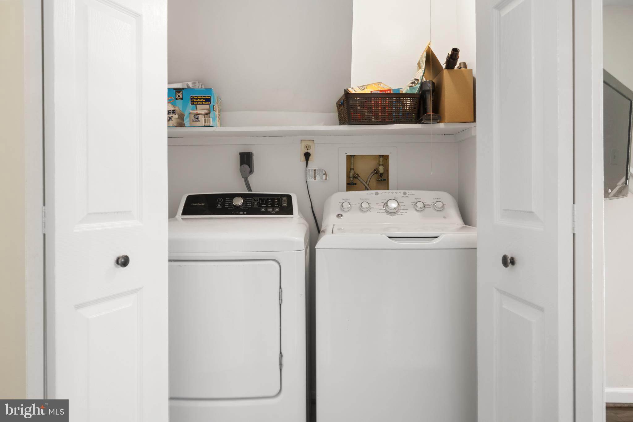 18 Wenner Drive Brunswick, MD 21716 - Photo 21 of 30 a utility room with dryer and washer