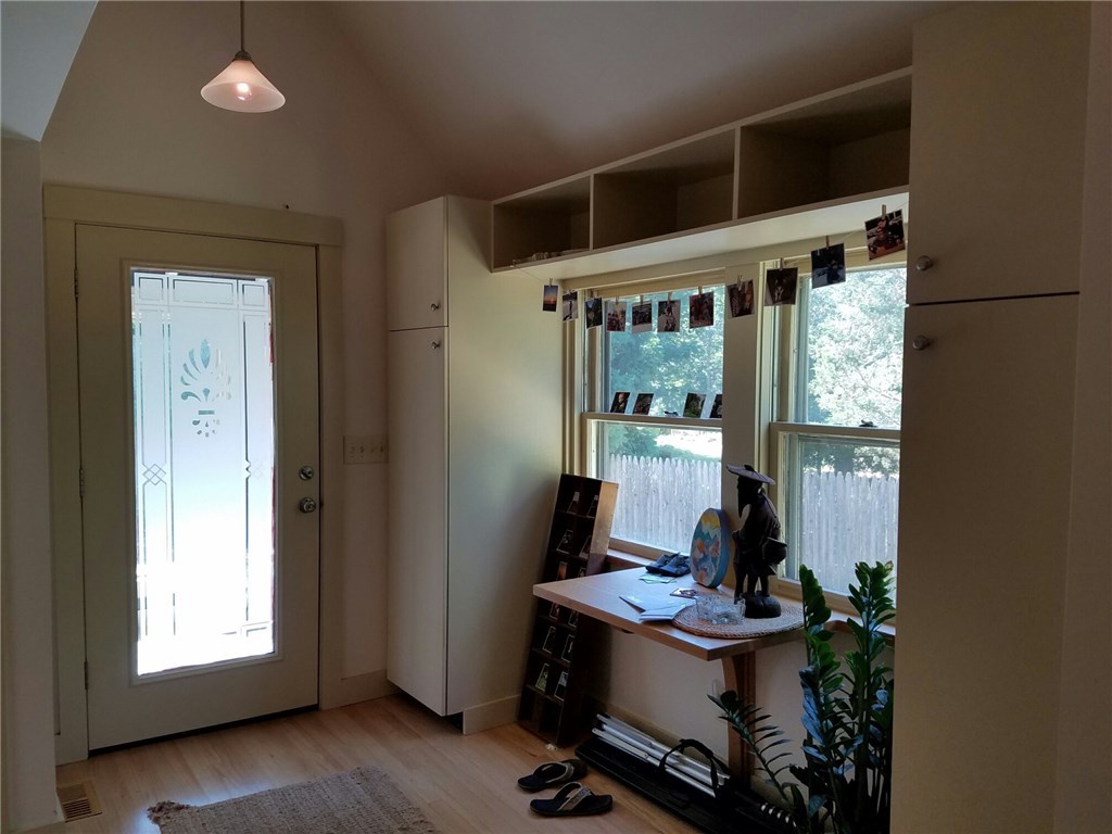 6144 Flat River Road Coventry, RI 02827 - Photo 8 of 31