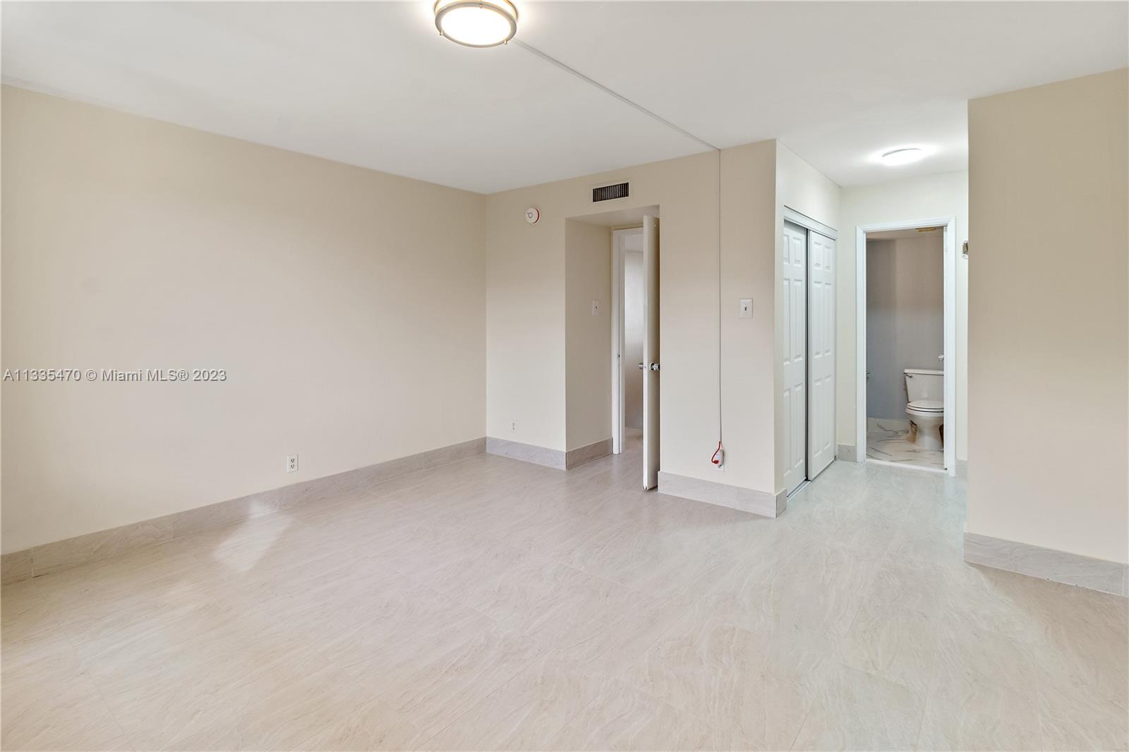 1401 South Federal Highway, Unit 204 Boca Raton, FL 33432 - Photo 13 of 22 a view of an empty room