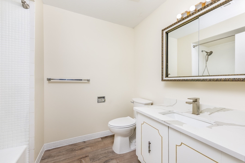 1002 Paradise Road, Unit 1M Swampscott, MA 01907 - Photo 23 of 31