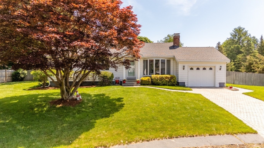 15 Fernwood Road Saugus, MA 01906 - Photo 8 of 42