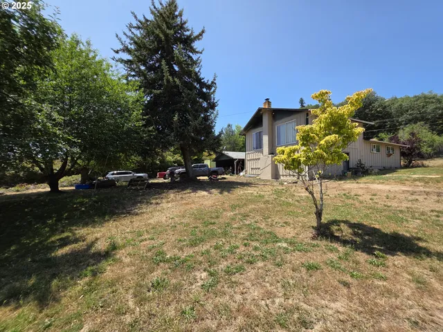 $419,900 | 176 Homestead Drive, Myrtle Creek, OR 97457