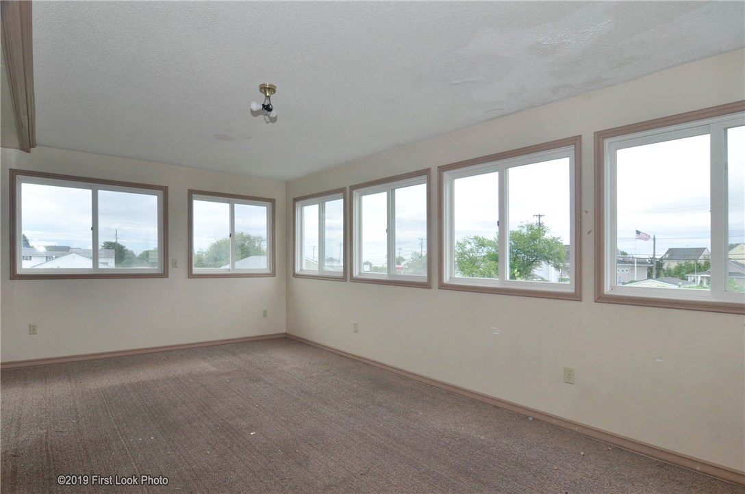13 Homestead Road Narragansett, RI 02882 - Photo 12 of 34 Gallery Image 12