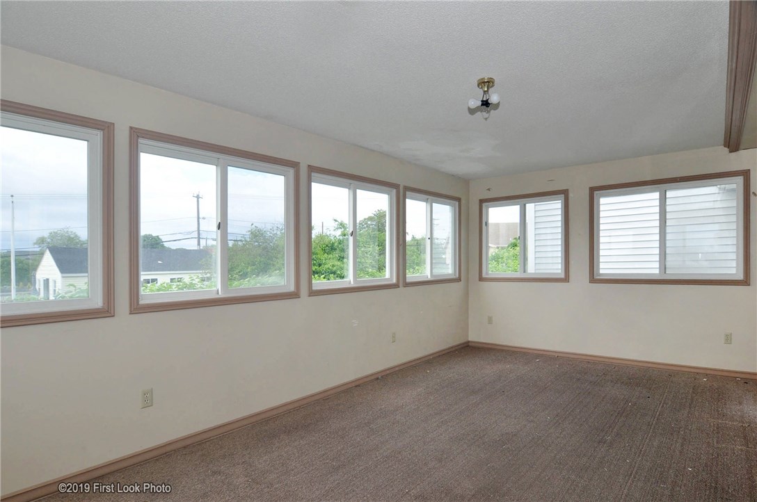 13 Homestead Road Narragansett, RI 02882 - Photo 14 of 34 Gallery Image 14