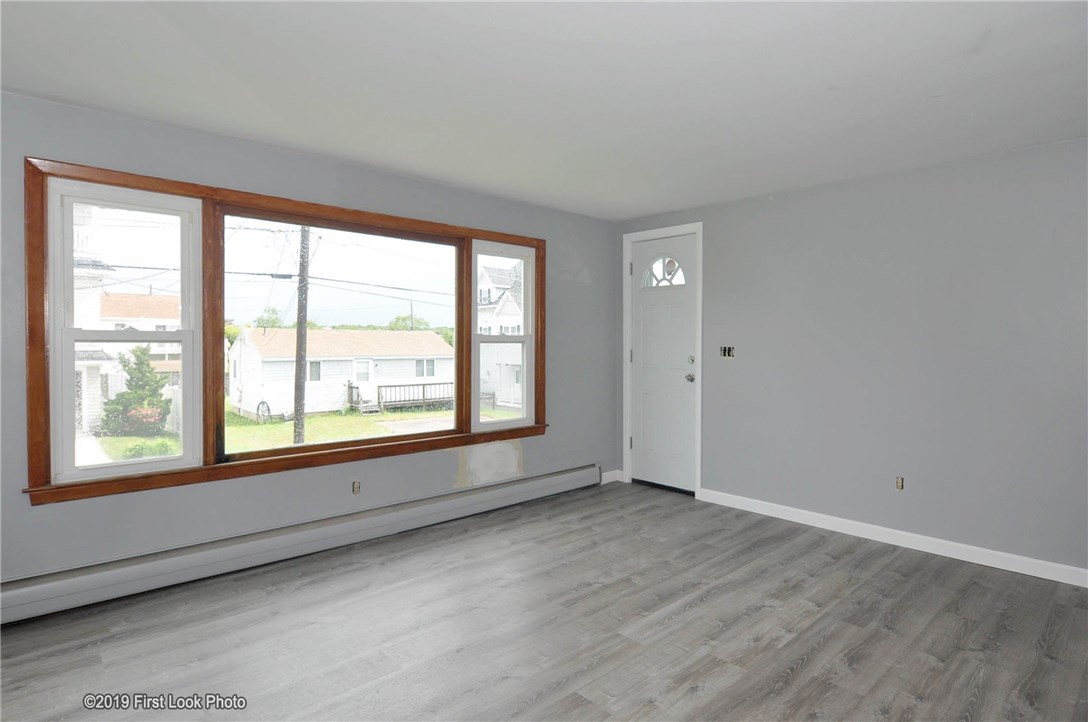 13 Homestead Road Narragansett, RI 02882 - Photo 16 of 34 Gallery Image 16