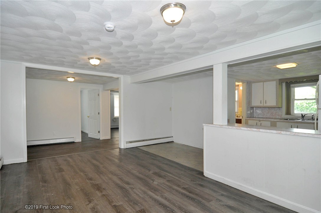 13 Homestead Road Narragansett, RI 02882 - Photo 25 of 34 Gallery Image 25