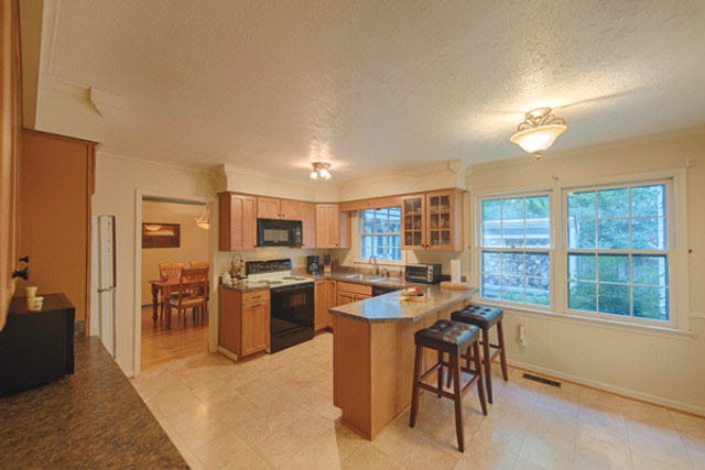 71 New Brunswick Road Fishersville, VA 22939 - Photo 10 of 16 Gallery Image 10
