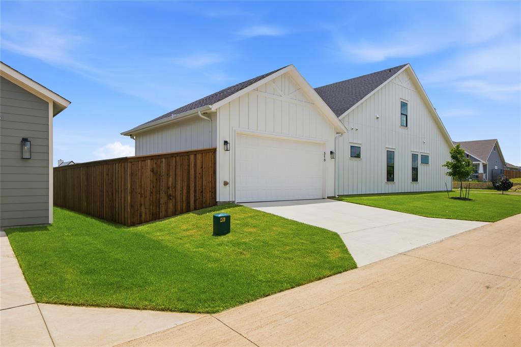 313 Dylan Way Midlothian, TX 76065 - Photo 38 of 40